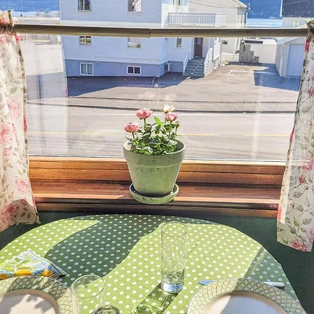 Apartamento Gorgeous In With Wifi